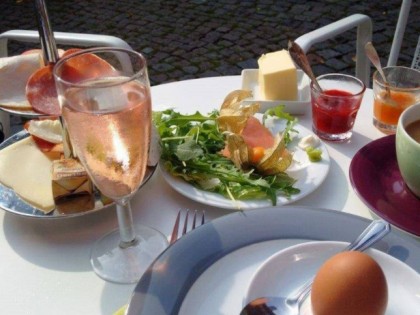 Foto: Erlesenes - Das Wesercafé