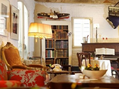 Foto: Erlesenes - Das Wesercafé